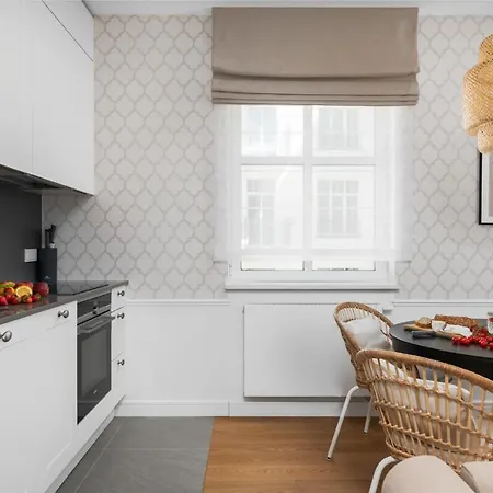 W Sercu Warszawy Apartamenty Warszawa Zewnętrze zdjęcie