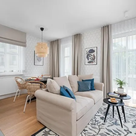 W Sercu Warszawy Apartamenty Warszawa Zewnętrze zdjęcie