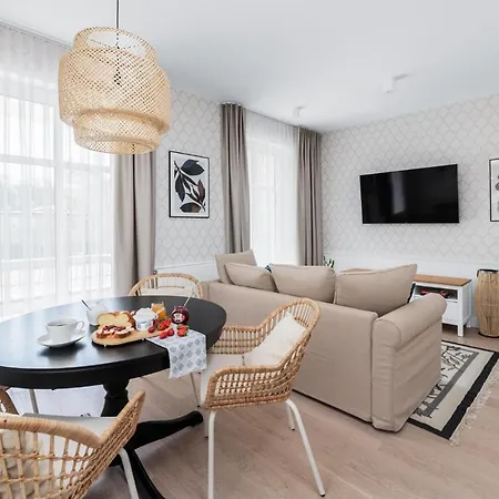 W Sercu Warszawy Apartamenty Warszawa Zewnętrze zdjęcie