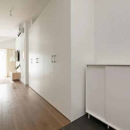 W Sercu Warszawy Apartamenty Warszawa Zewnętrze zdjęcie