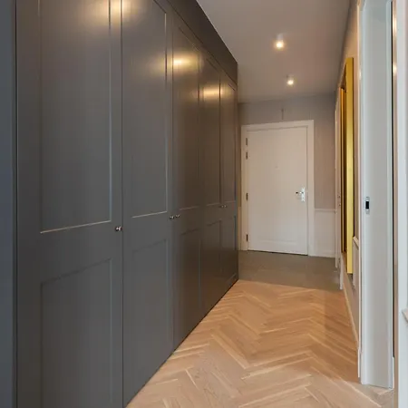 W Sercu Warszawy Apartamenty Warszawa Zewnętrze zdjęcie