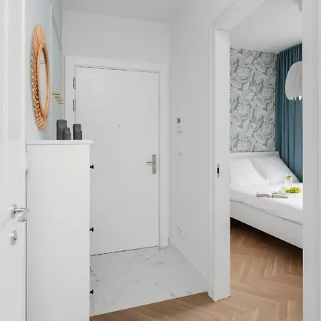 W Sercu Warszawy Apartamenty Warszawa Zewnętrze zdjęcie
