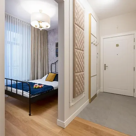 W Sercu Warszawy Apartamenty Warszawa Zewnętrze zdjęcie