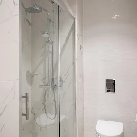 W Sercu Warszawy Apartamenty Warszawa Zewnętrze zdjęcie