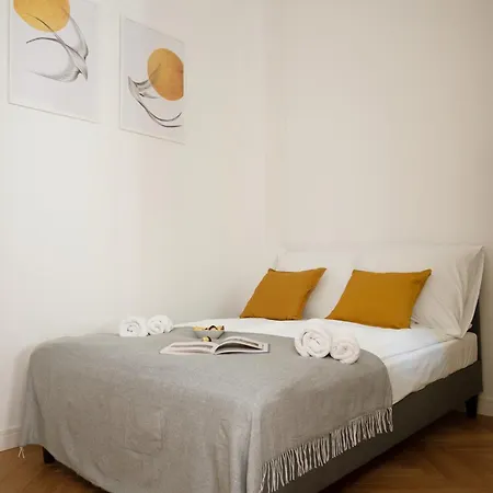 W Sercu Warszawy Apartamenty Warszawa Zewnętrze zdjęcie
